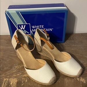 White Mountain Wedge Espadrille Heels Size 10